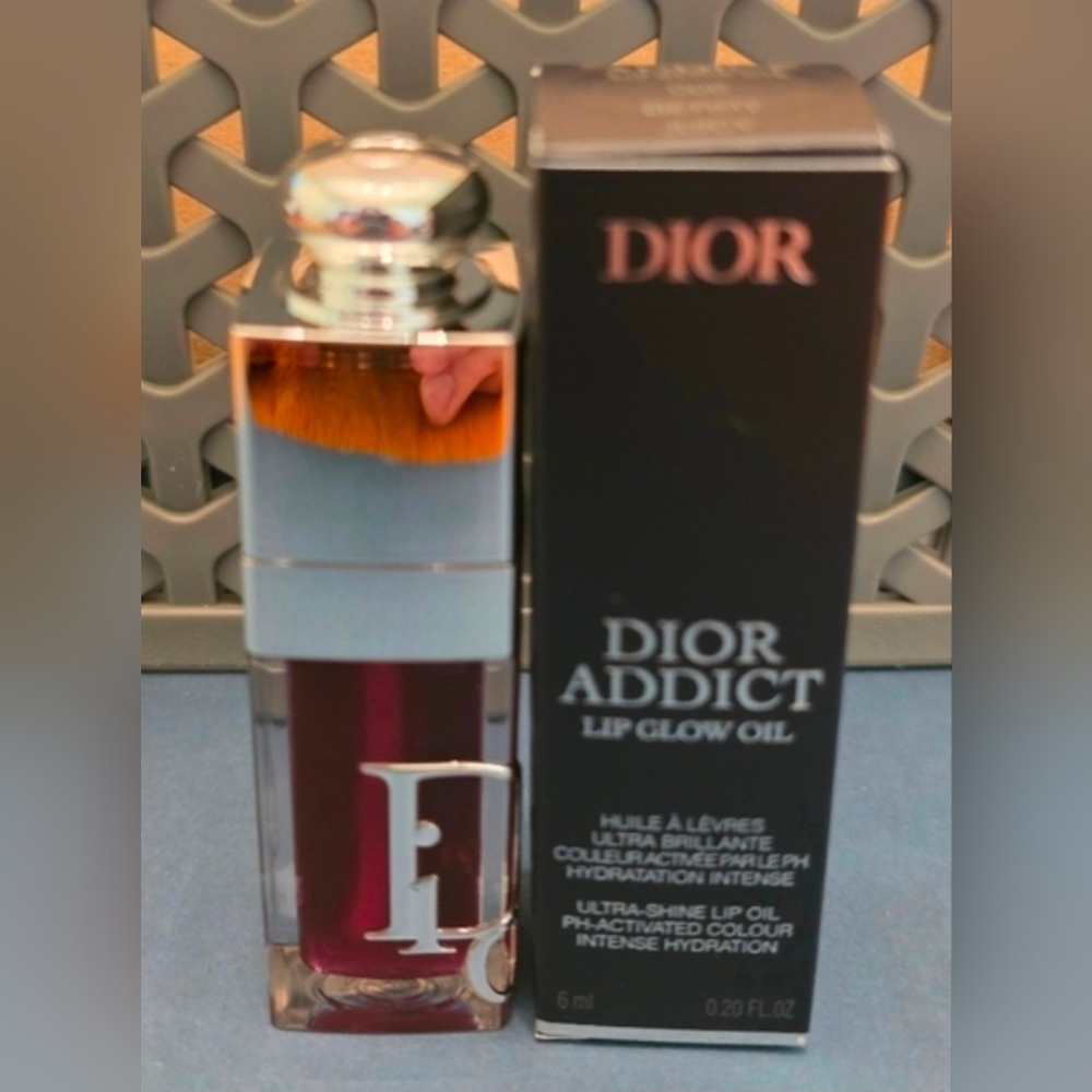Dior Addict Lip Glow Oil 006 Juicy Berry. BNIB***NEW*** - Picture 4 of 5